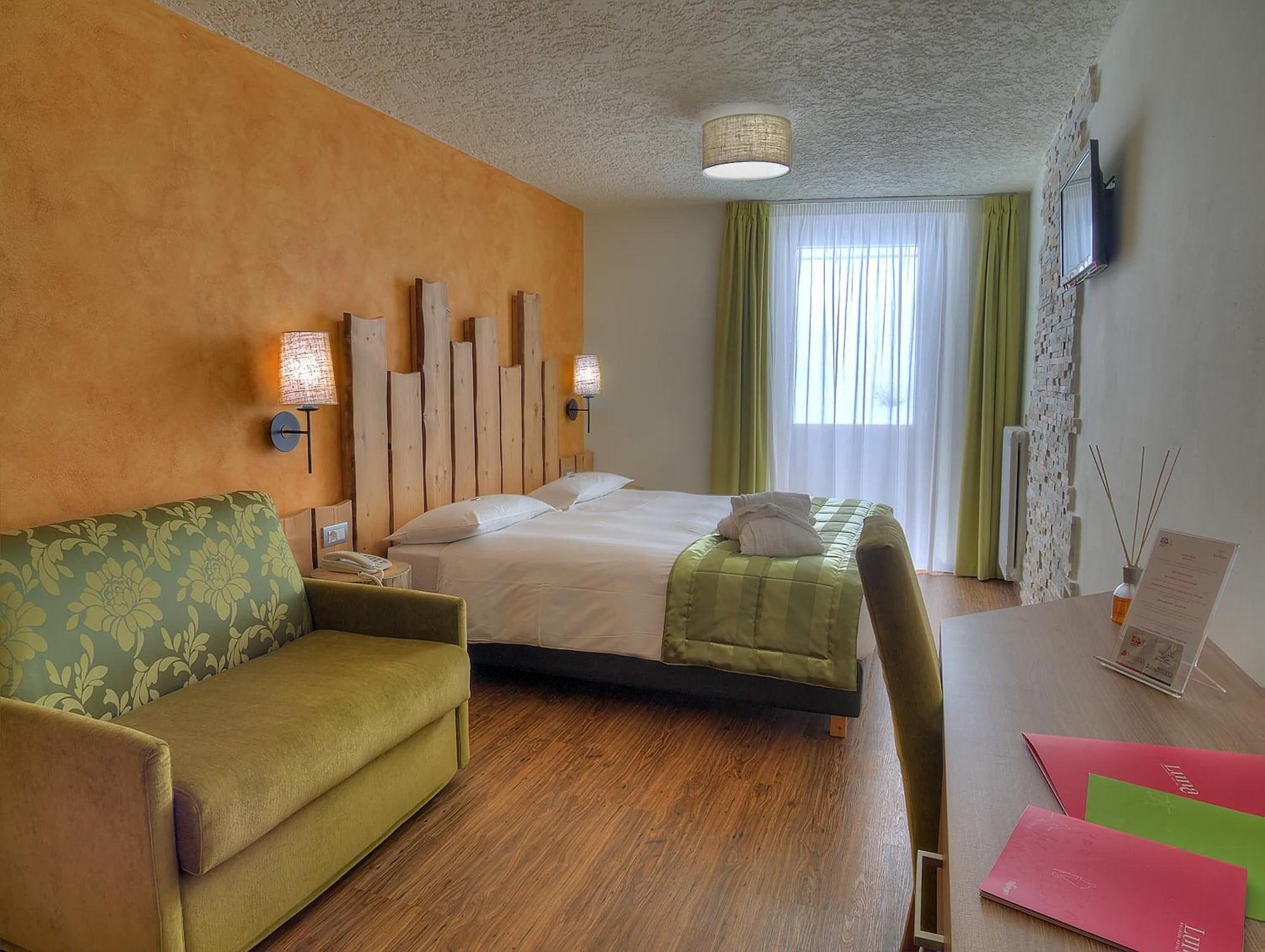 Luna Wellness Hotel Folgarida Bagian luar foto