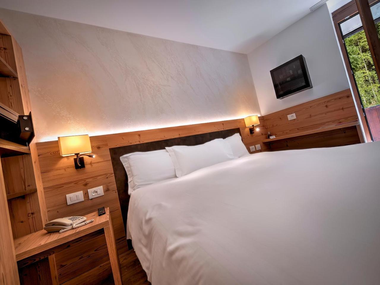 Luna Wellness Hotel Folgarida Bagian luar foto