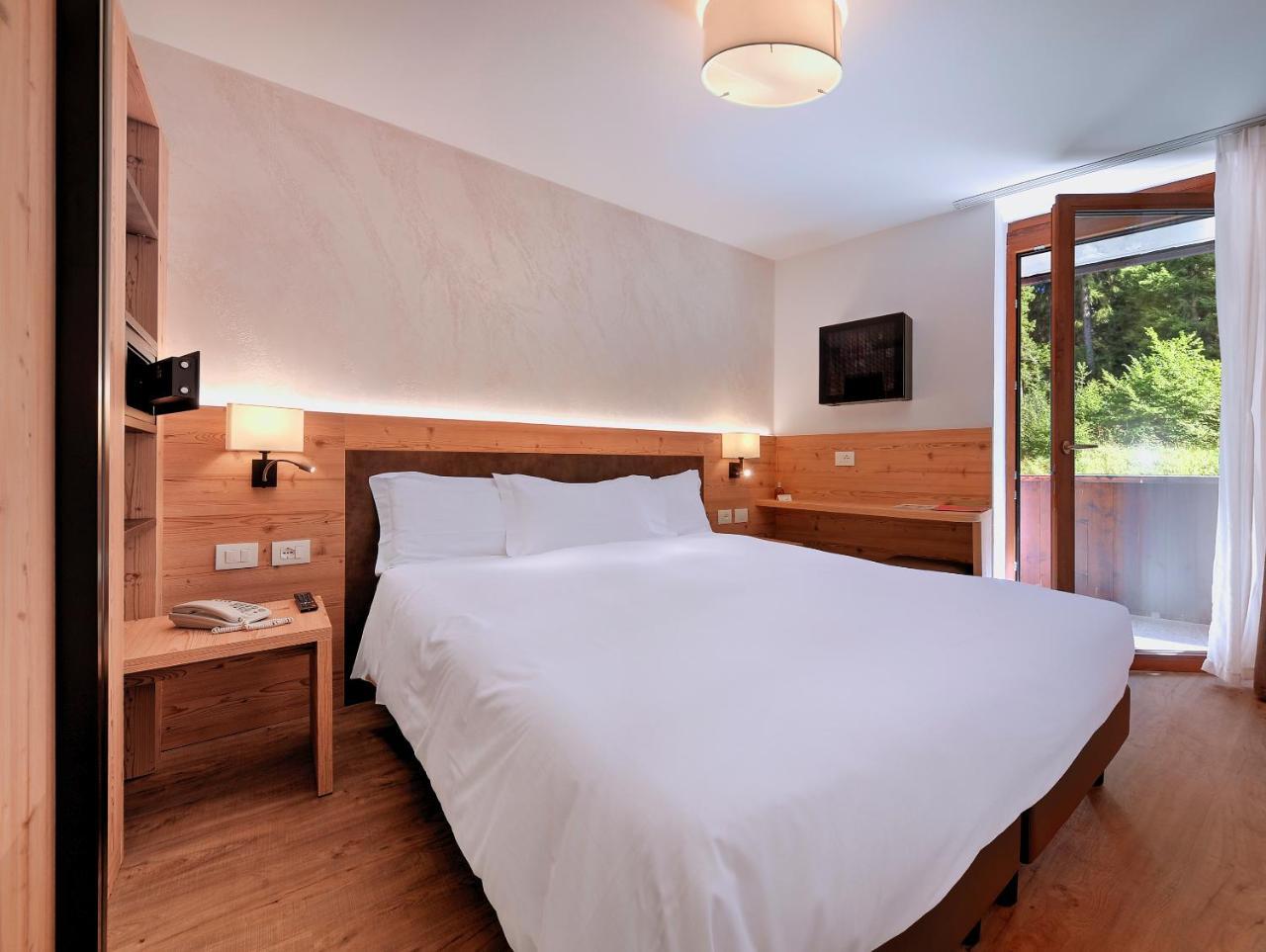 Luna Wellness Hotel Folgarida Bagian luar foto